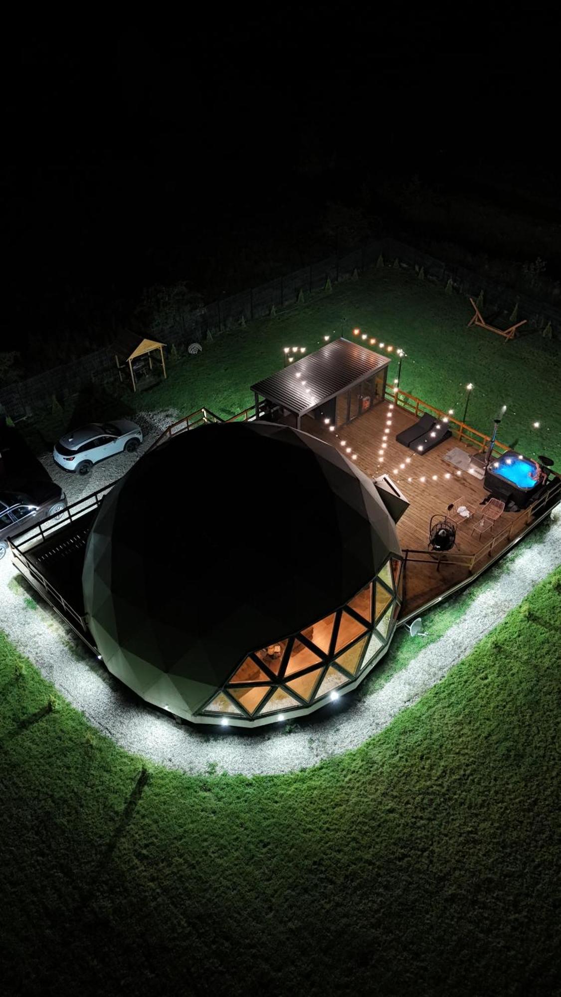 The Dome Breaza Villa Buitenkant foto